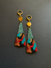 Load image into Gallery viewer, Beaded Drop Earrings 2298
