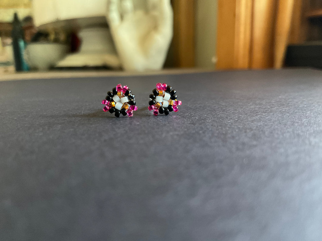 Stud Earrings 2367