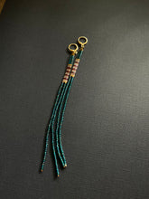 Load image into Gallery viewer, Tila Slim Earrings 2388
