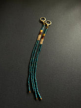 Load image into Gallery viewer, Tila Slim Earrings 2389

