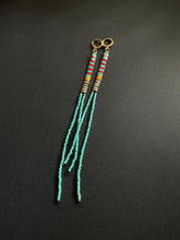 Load image into Gallery viewer, Tila Slim Earrings 2396
