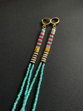Load image into Gallery viewer, Tila Slim Earrings 2396
