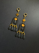 Load image into Gallery viewer, Brass Drop Earrings 2463

