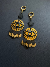 Load image into Gallery viewer, Brass Drop Earrings 2465
