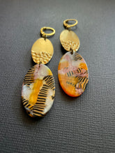 Load image into Gallery viewer, Brass+Bead Drop Earrings 2498
