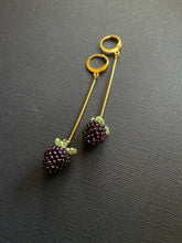 Load image into Gallery viewer, Blackberry Drop Earrings 2514

