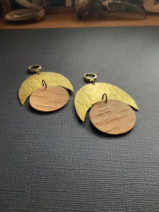 Wiigwaas // Birch Bark Beaded Drop Earrings 2711