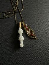Load image into Gallery viewer, Beaded pendant 2862
