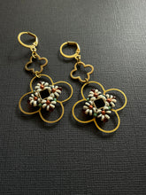 Load image into Gallery viewer, Beaded Drop Earrings 3217
