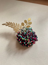 Load image into Gallery viewer, Beaded Brooch 3398
