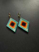 Load image into Gallery viewer, Beaded Drop Earrings 3524

