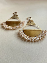Load image into Gallery viewer, Beaded Drop Earrings 3678
