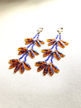 Load image into Gallery viewer, Orchid Pin Drop Earrings 1811
