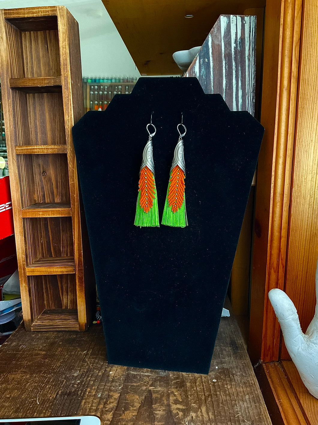 Jingle Feather Earrings 0789